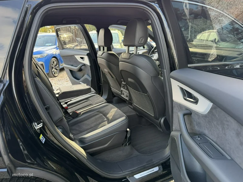 Audi Q7 4M 15