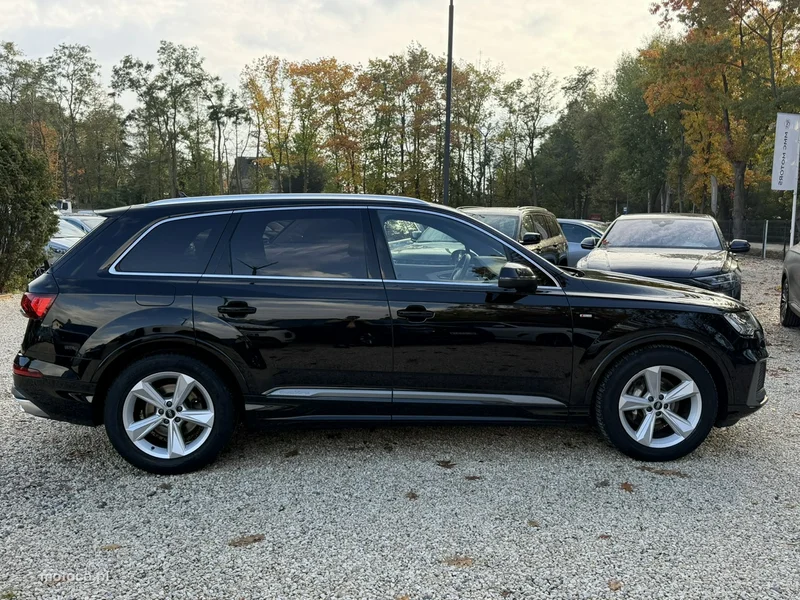 Audi Q7 4M 5