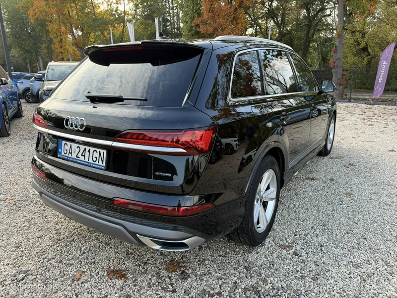 Audi Q7 4M 6