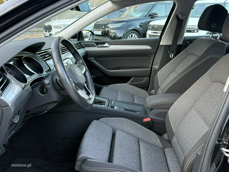 Volkswagen Passat B8 24