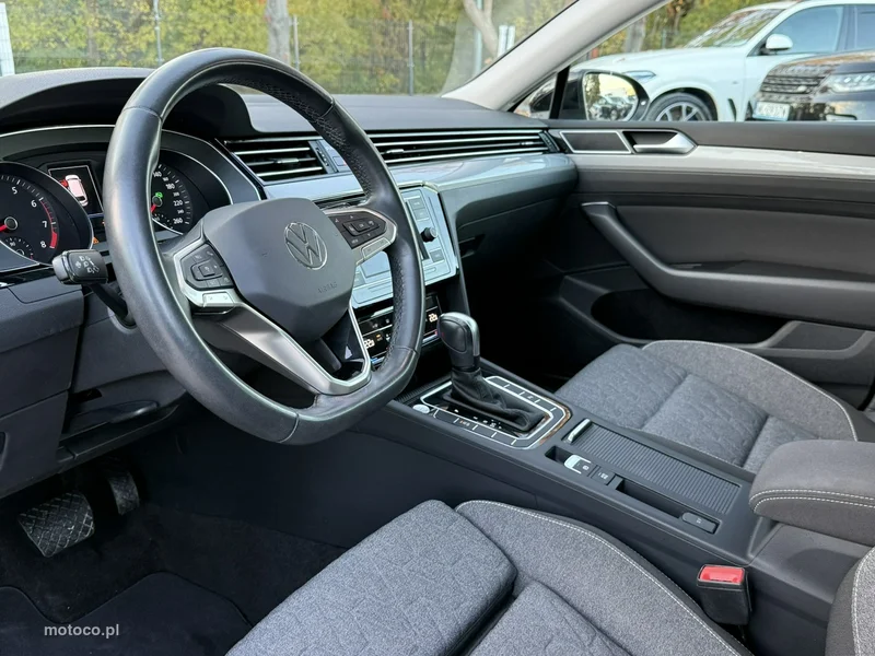 Volkswagen Passat B8 25