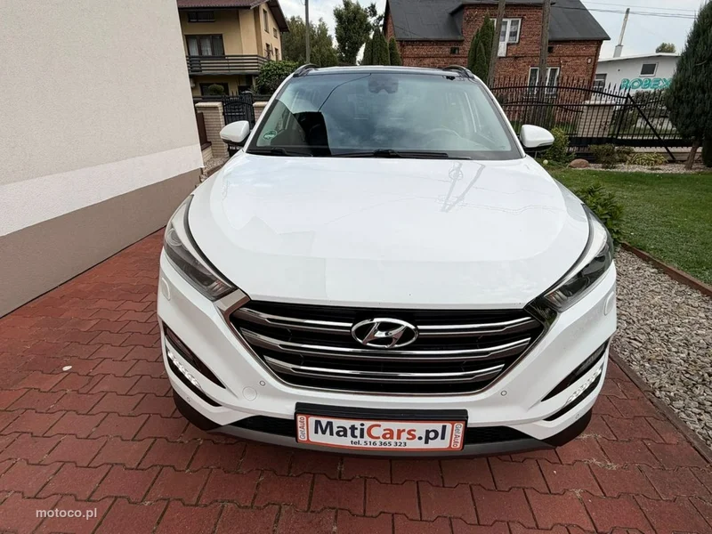 Hyundai TUCSON 4
