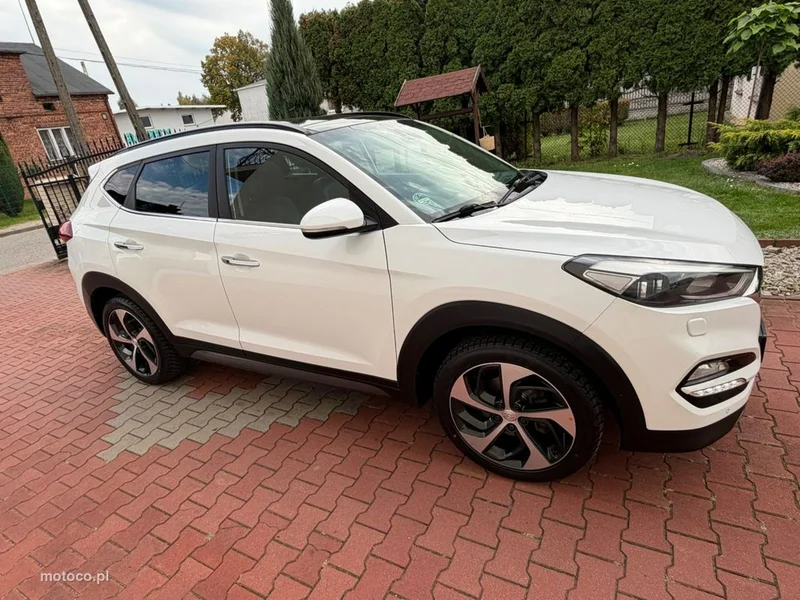 Hyundai TUCSON 8