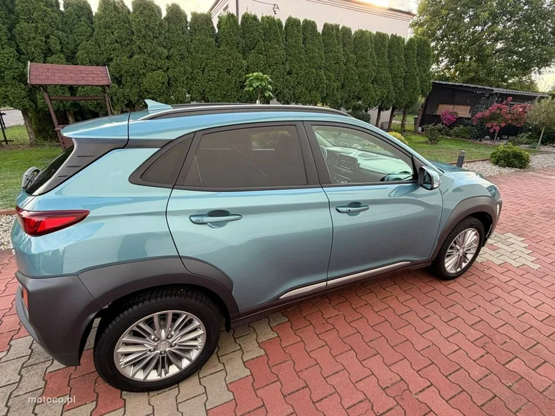 Hyundai KONA 11