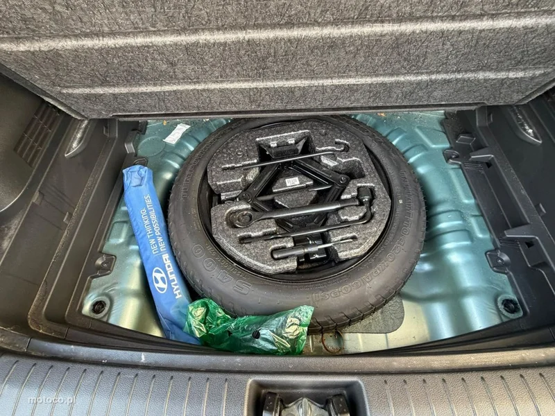 Hyundai KONA 19