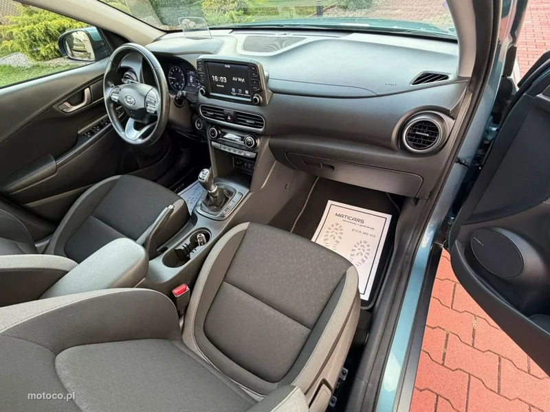 Hyundai KONA 22