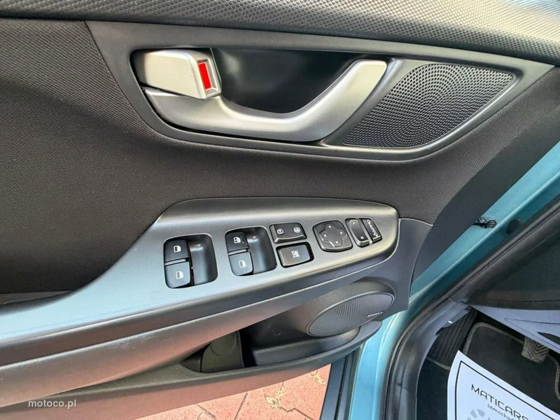 Hyundai KONA 24