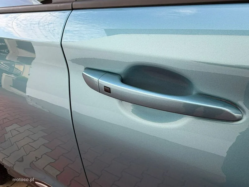 Hyundai KONA 9