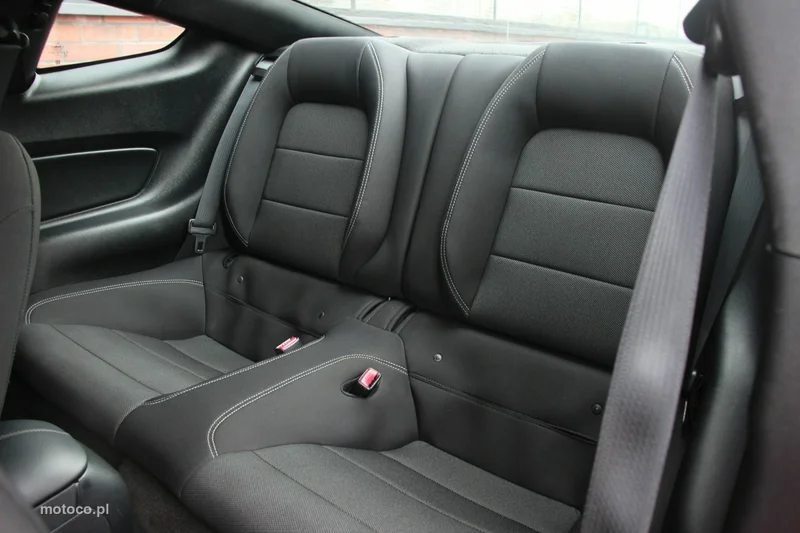 Ford Mustang VI S-550 23