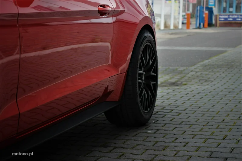 Ford Mustang VI S-550 30