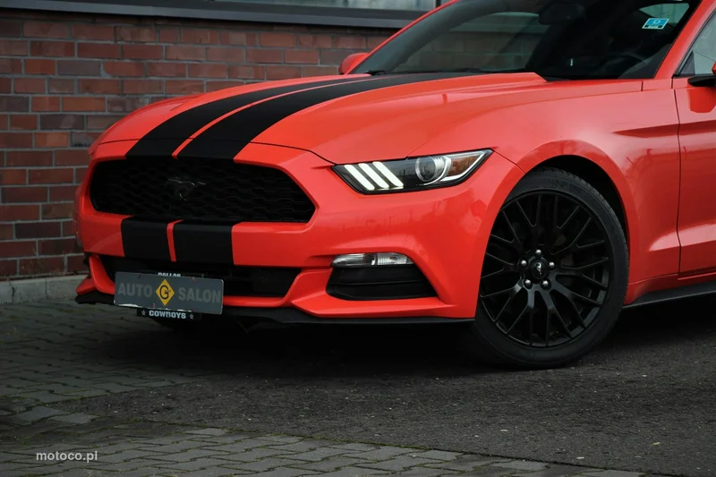 Ford Mustang VI S-550 4