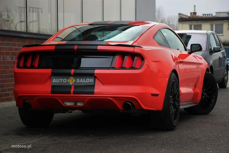 Ford Mustang VI S-550 7