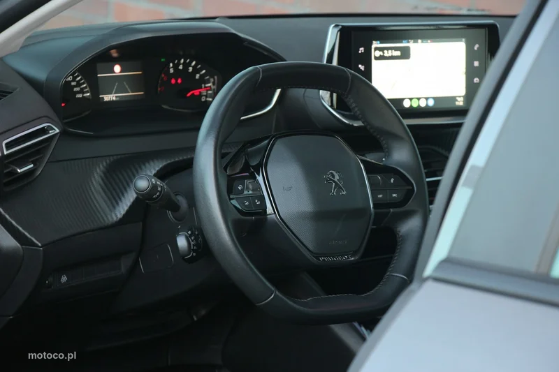 Peugeot 208 14