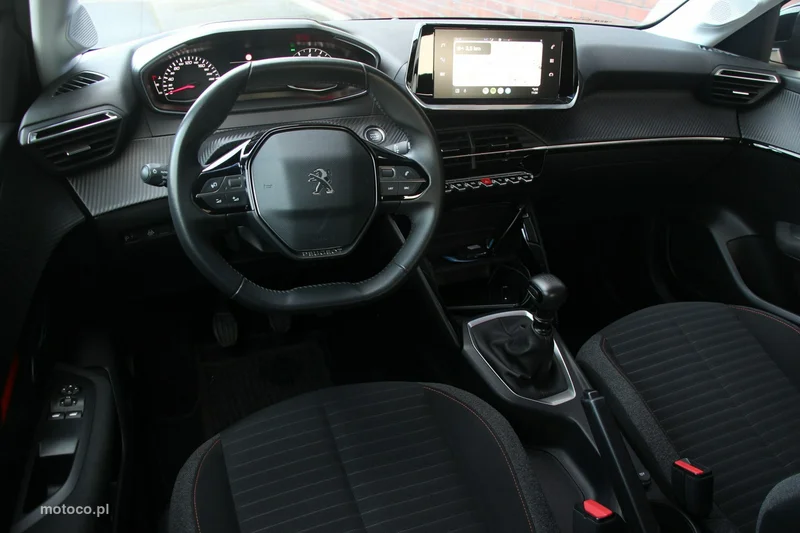 Peugeot 208 16