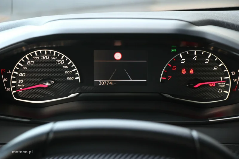 Peugeot 208 19
