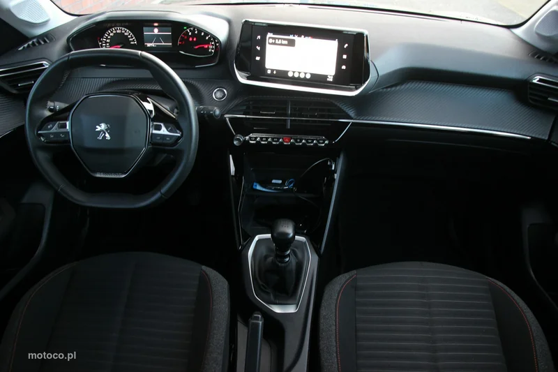 Peugeot 208 24