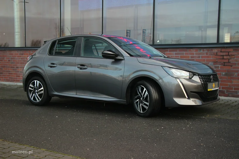 Peugeot 208 35