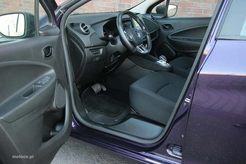 Renault ZOE 12
