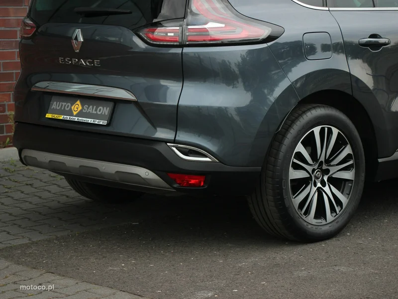 Renault Espace V 8