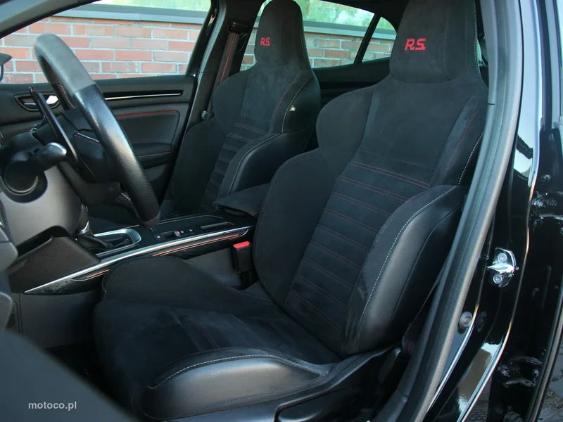 Renault Megane IV 13
