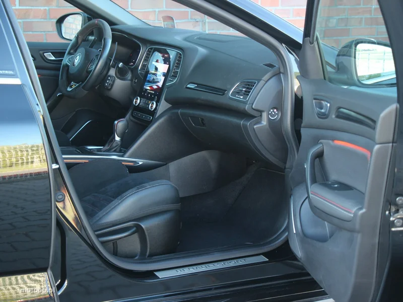 Renault Megane IV 37