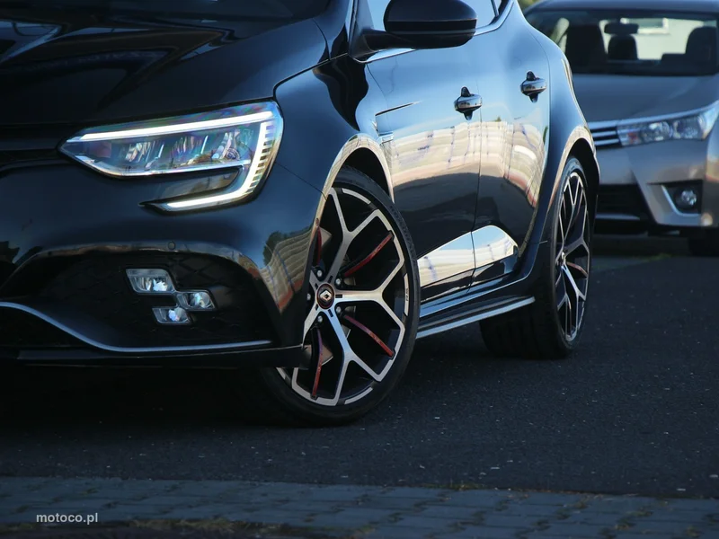 Renault Megane IV 5