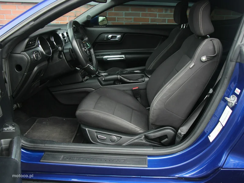 Ford Mustang VI S-550 12