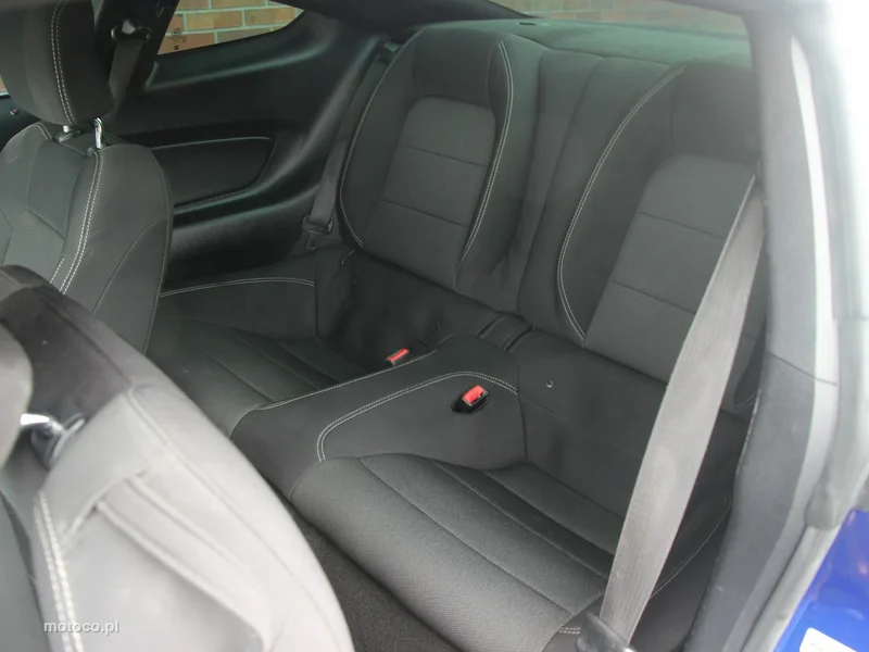 Ford Mustang VI S-550 13