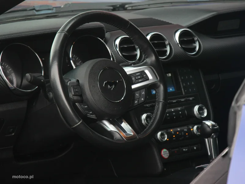 Ford Mustang VI S-550 16