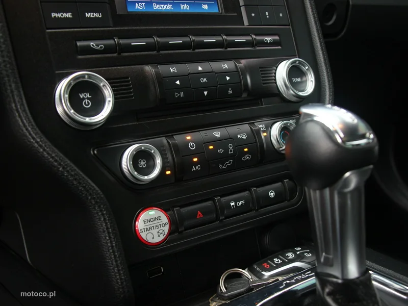 Ford Mustang VI S-550 22