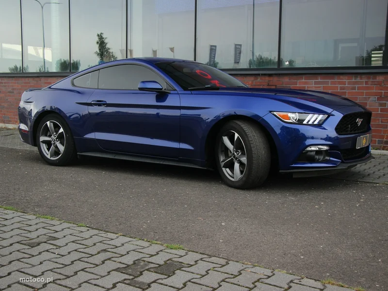 Ford Mustang VI S-550 33