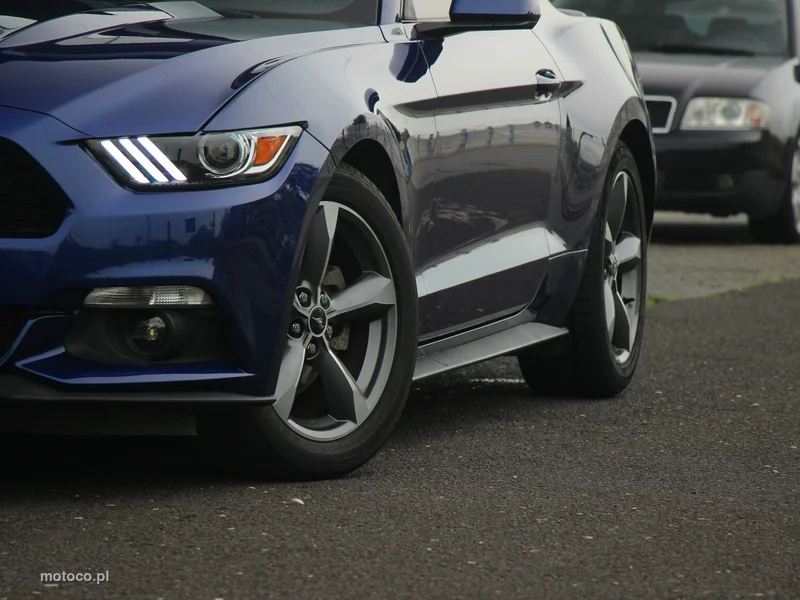Ford Mustang VI S-550 5
