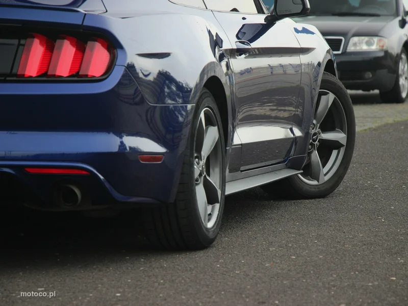 Ford Mustang VI S-550 6