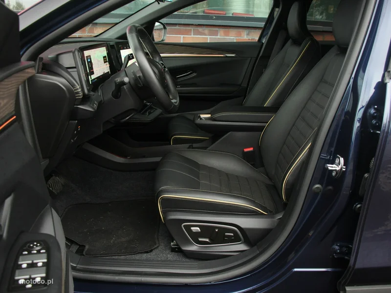 Renault Megane IV 10