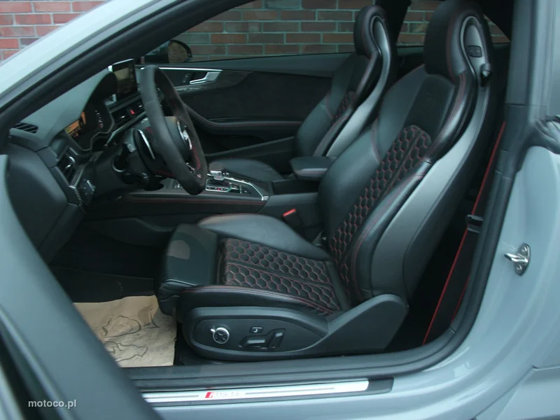 Audi RS5 11
