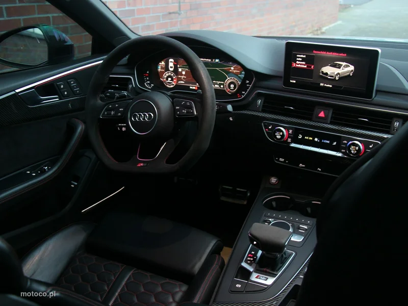 Audi RS5 25