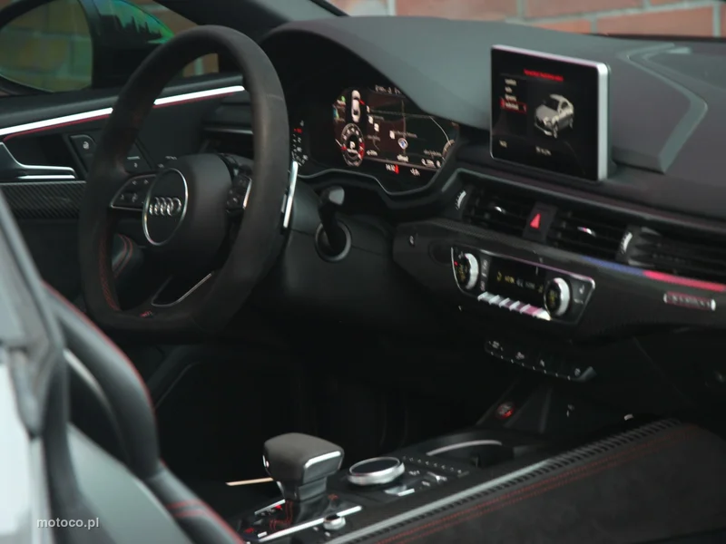 Audi RS5 29