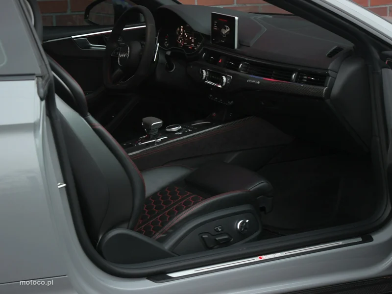 Audi RS5 30