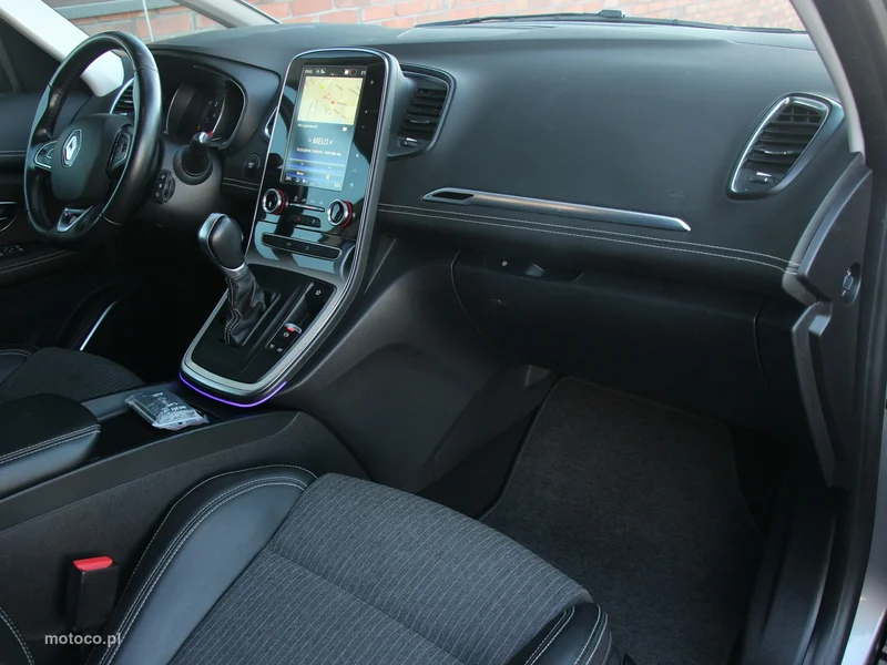 Renault Grand Scenic III 28