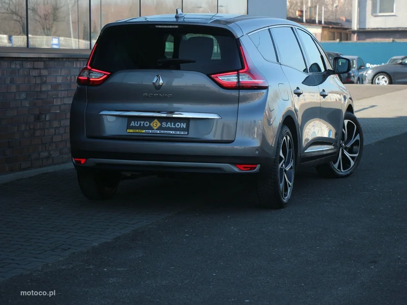 Renault Grand Scenic III 4