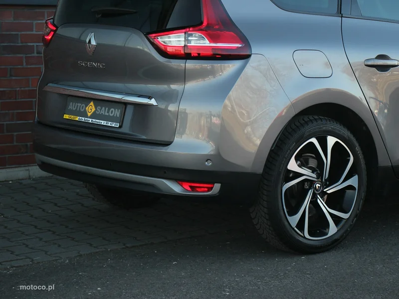 Renault Grand Scenic III 8