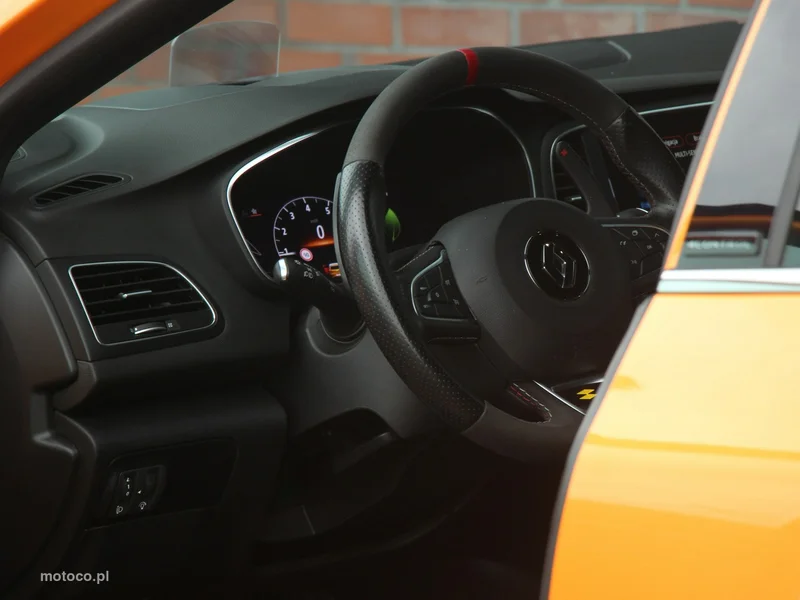Renault Megane IV 14