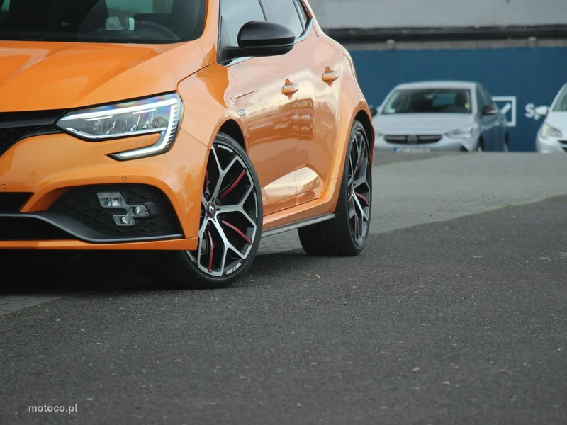 Renault Megane IV 5