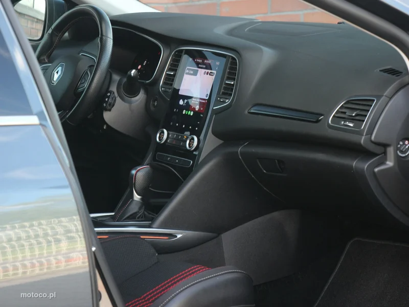 Renault Megane IV 32