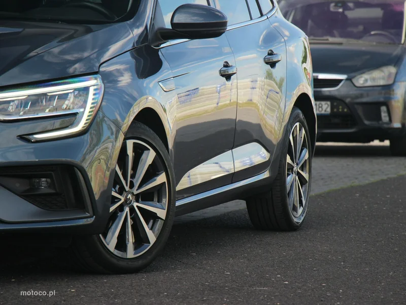 Renault Megane IV 5