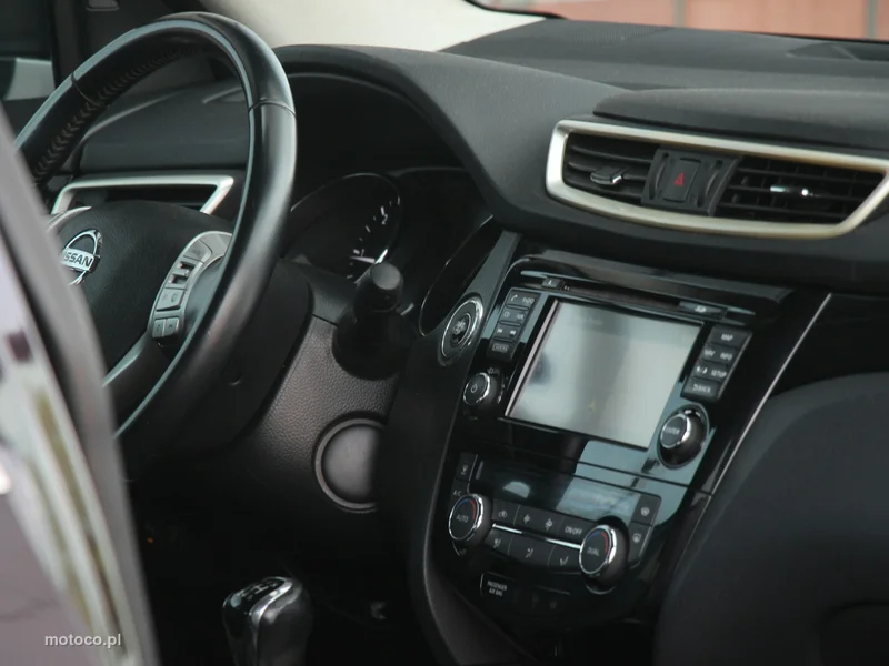 Nissan Qashqai 30