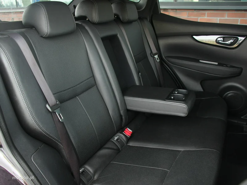 Nissan Qashqai 40