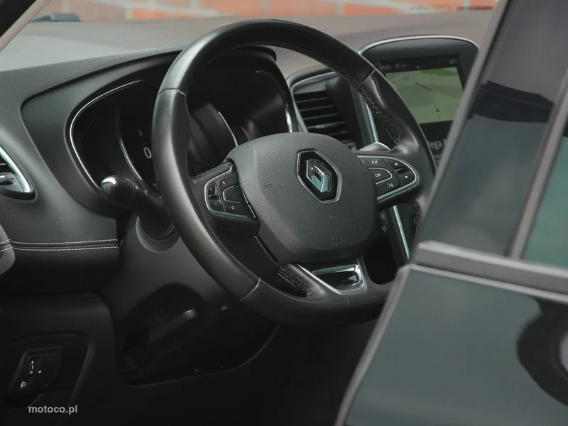 Renault Grand Scenic III 14