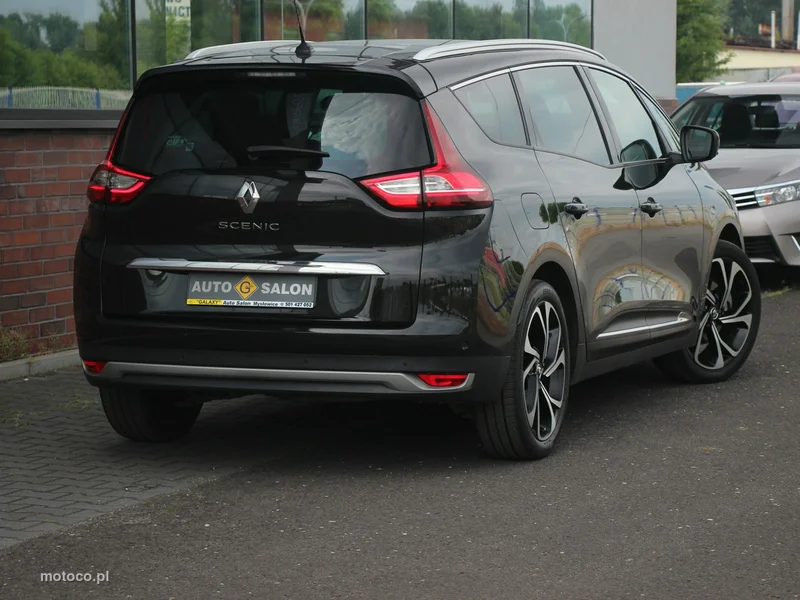 Renault Grand Scenic III 4