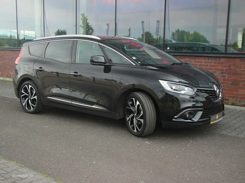 Renault Grand Scenic III 32